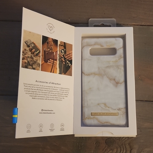 Ideal of Sweden Galaxy S10 Phone Case - Picture 2 of 4